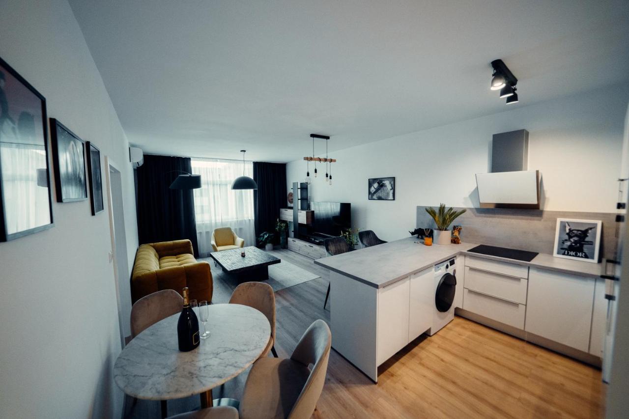Tiffany Apartment Hotel Bratislava Exterior photo
