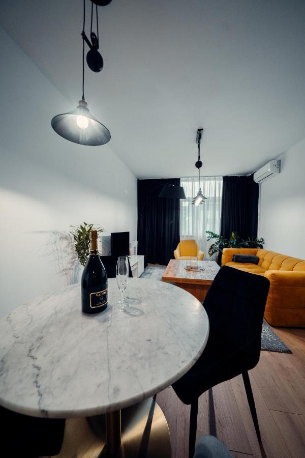 Tiffany Apartment Hotel Bratislava Exterior photo
